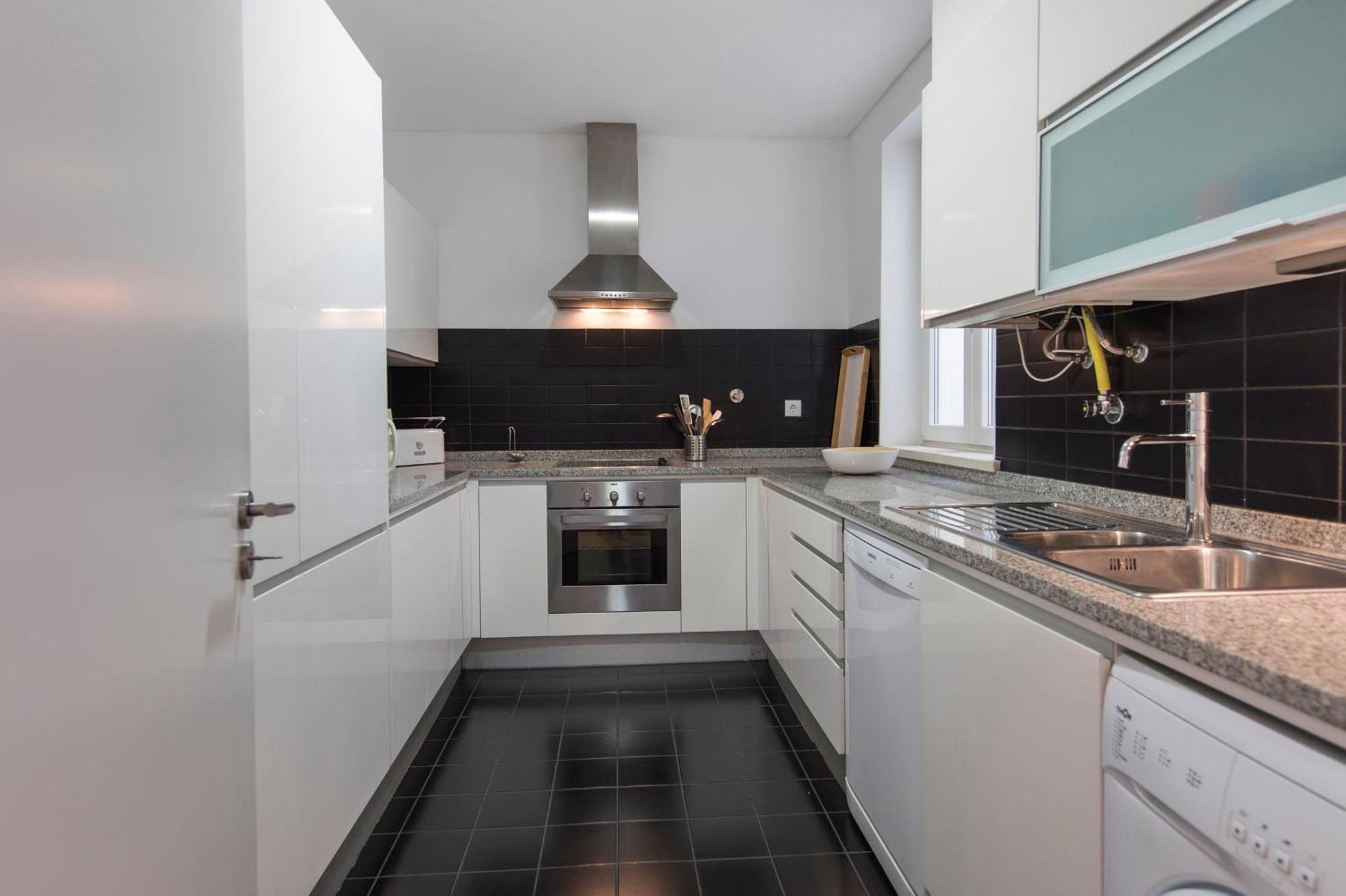 Sunny 3Bdr Apartment In Graca By Lovelystay Lisbona Esterno foto