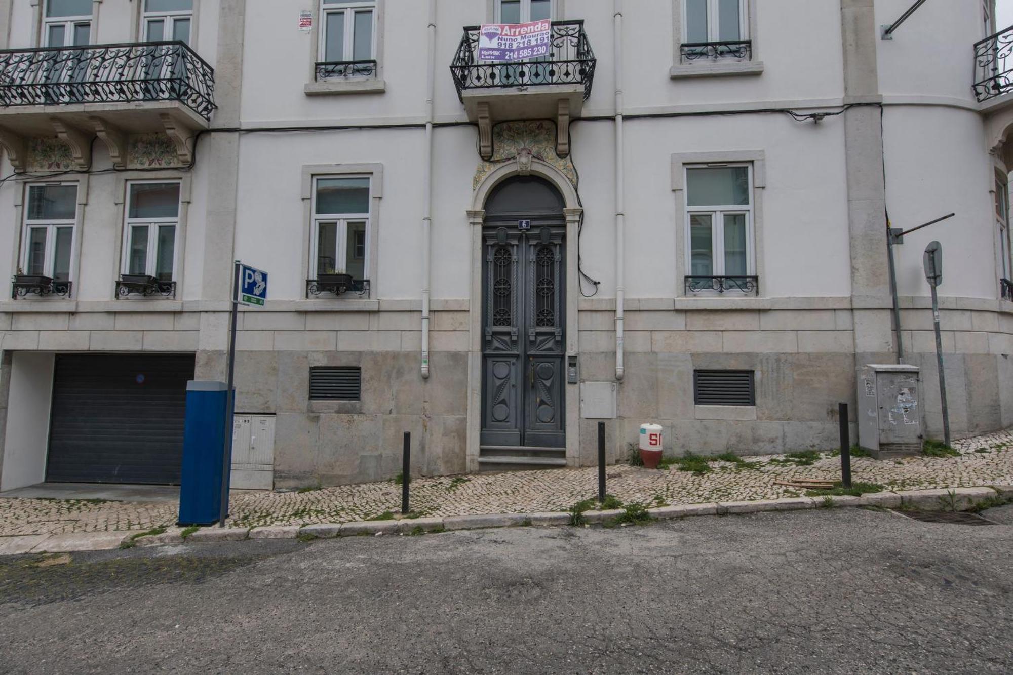 Sunny 3Bdr Apartment In Graca By Lovelystay Lisbona Esterno foto